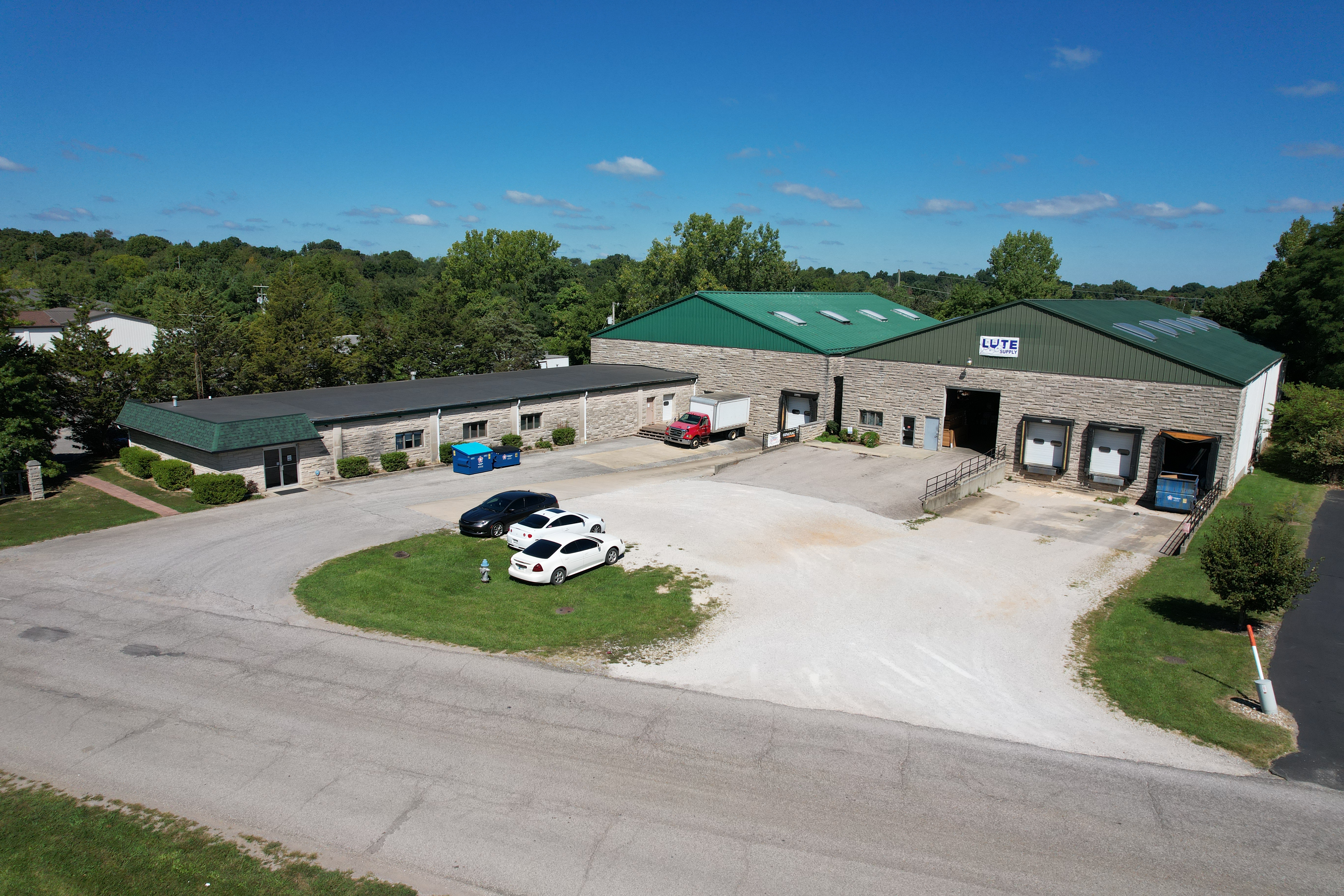 The 123 S. Kingston Drive building.